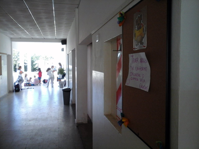 Acceso aulas y galeria Nivel Primario.