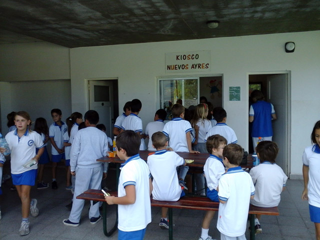 Kiosco saludable con fines educativos.